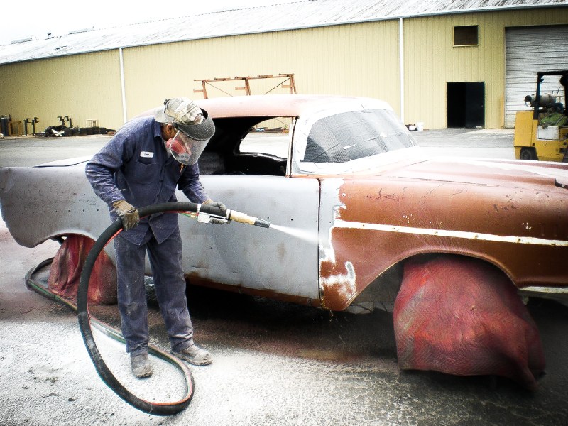Automotive dustless blasting